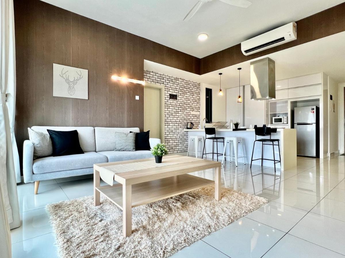 Royale Cottage Midvalley Netflix Pools 4 Pax Джохор Бахру Екстериор снимка