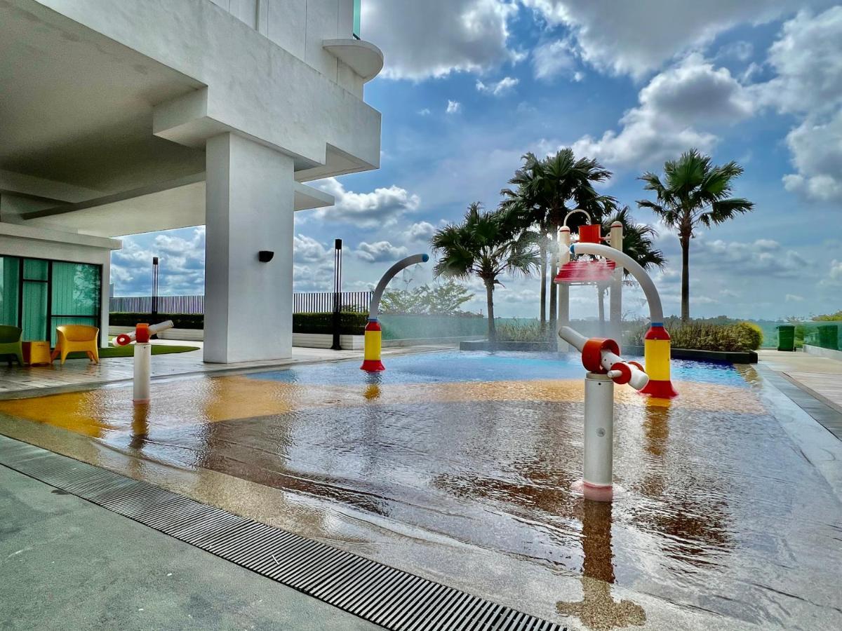 Royale Cottage Midvalley Netflix Pools 4 Pax Джохор Бахру Екстериор снимка