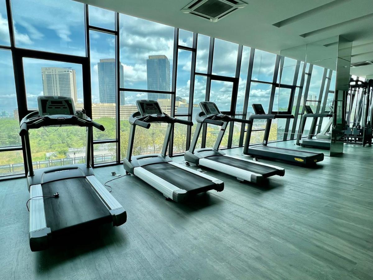 Royale Cottage Midvalley Netflix Pools 4 Pax Джохор Бахру Екстериор снимка